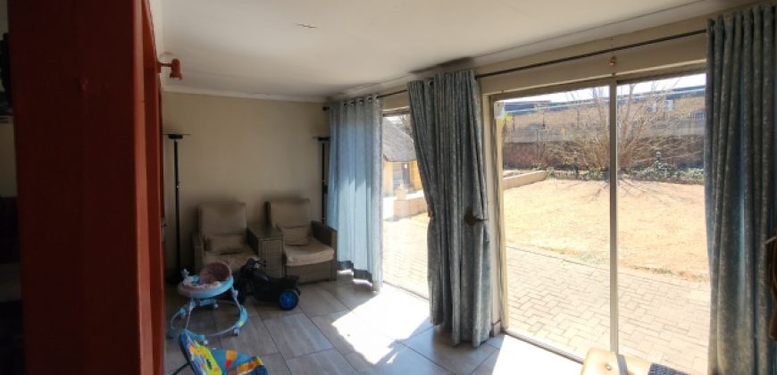 3 Bedroom House for Sale in Sasolburg Ext 11