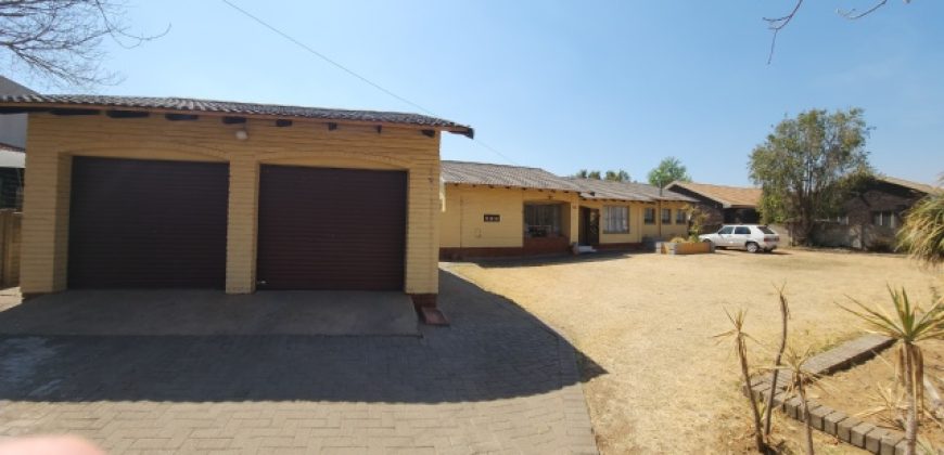 3 Bedroom House for Sale in Sasolburg Ext 11