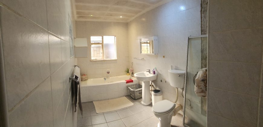 4 Bedroom House for Sale in Sasolburg Ext 23