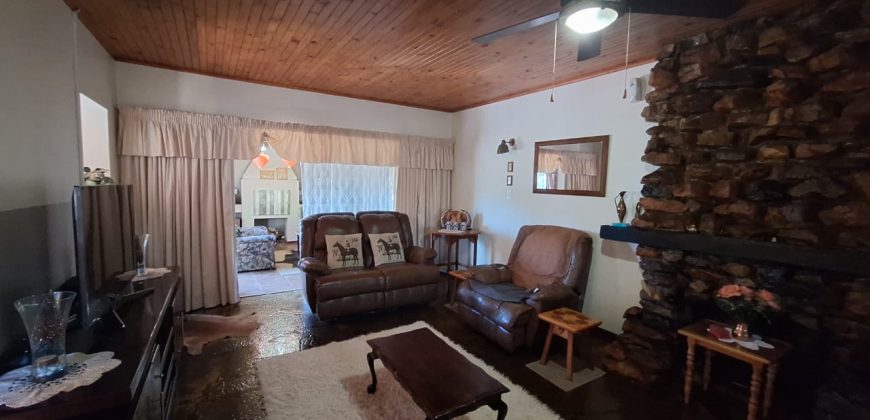 4 Bedroom House for Sale in Sasolburg Ext 4