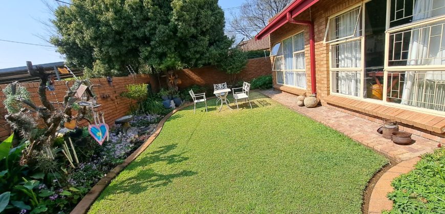 3 Bedroom Townhouse for Sale in Vaalpark