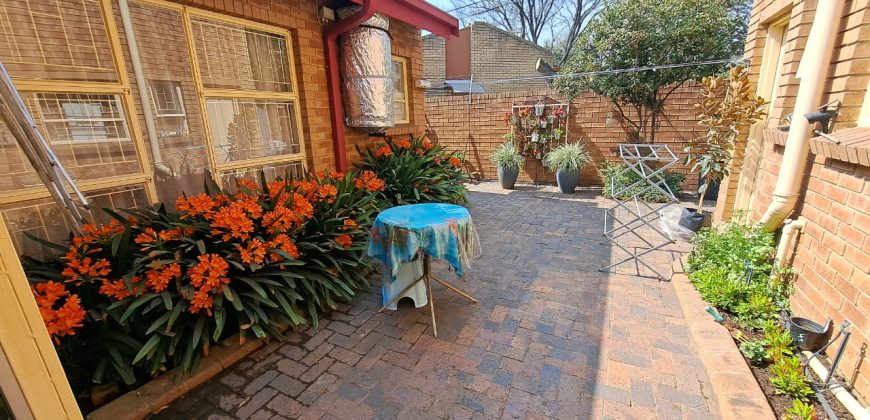 3 Bedroom Townhouse for Sale in Vaalpark