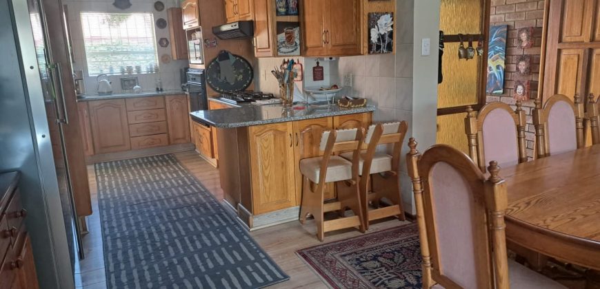 3 Bedroom Townhouse for Sale in Vaalpark
