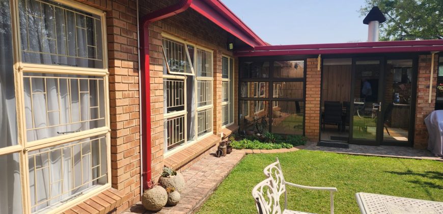 3 Bedroom Townhouse for Sale in Vaalpark