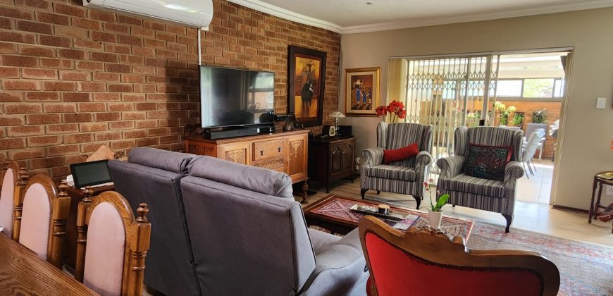 3 Bedroom Townhouse for Sale in Vaalpark