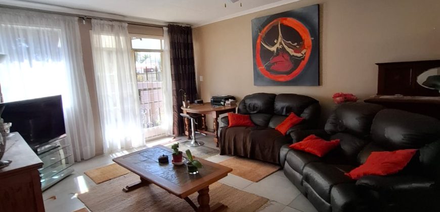 2 Bedroom Apartment / Flat for Sale in Sasolburg Ext 23