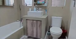 4 Bedroom House for Sale in Roodia