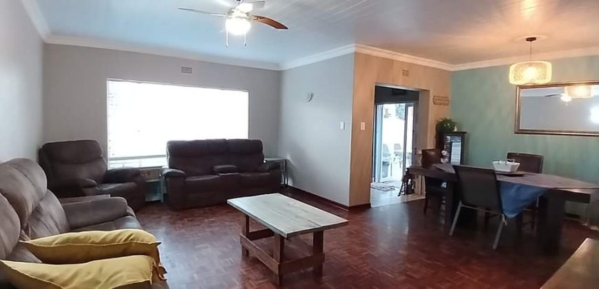 4 Bedroom House for Sale in Roodia