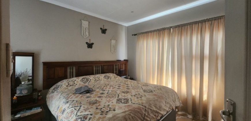 3 Bedroom Apartment / Flat for Sale in Sasolburg Ext 10