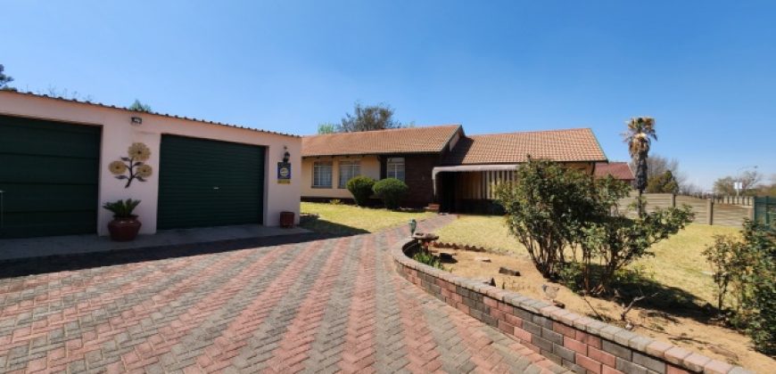 4 Bedroom House for Sale in Sasolburg Ext 10
