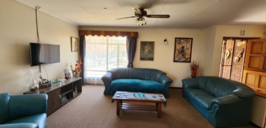 4 Bedroom House for Sale in Sasolburg Ext 10