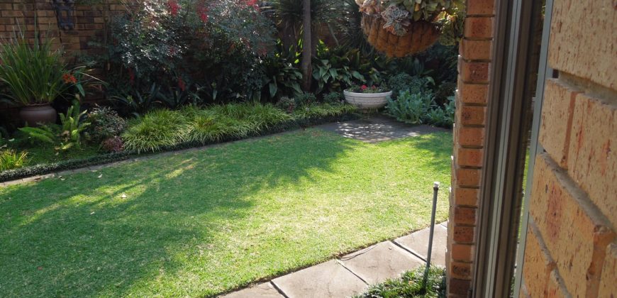 3 Bedroom Townhouse for Sale in Sasolburg Ext 23