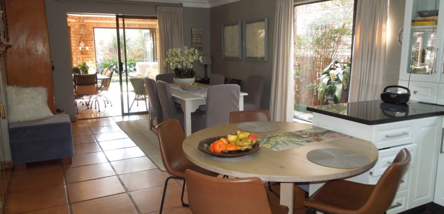 3 Bedroom Townhouse for Sale in Sasolburg Ext 23