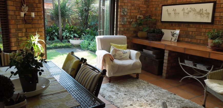 3 Bedroom Townhouse for Sale in Sasolburg Ext 23