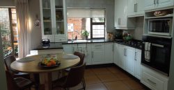 3 Bedroom Townhouse for Sale in Sasolburg Ext 23