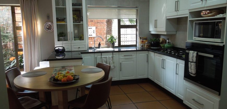 3 Bedroom Townhouse for Sale in Sasolburg Ext 23