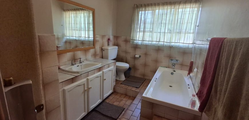 3 Bedroom House for Sale in Vaalpark