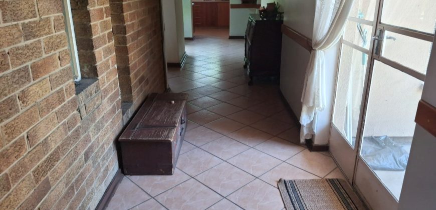3 Bedroom House for Sale in Vaalpark
