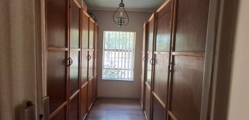 3 Bedroom House for Sale in Vaalpark