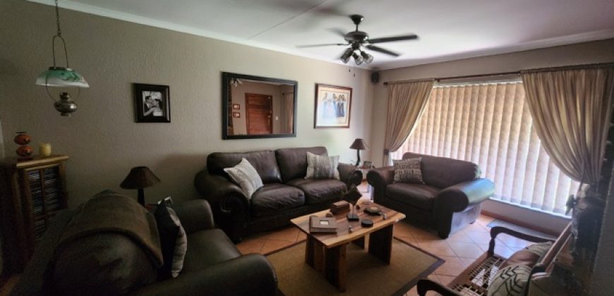 3 Bedroom House for Sale in Vaalpark