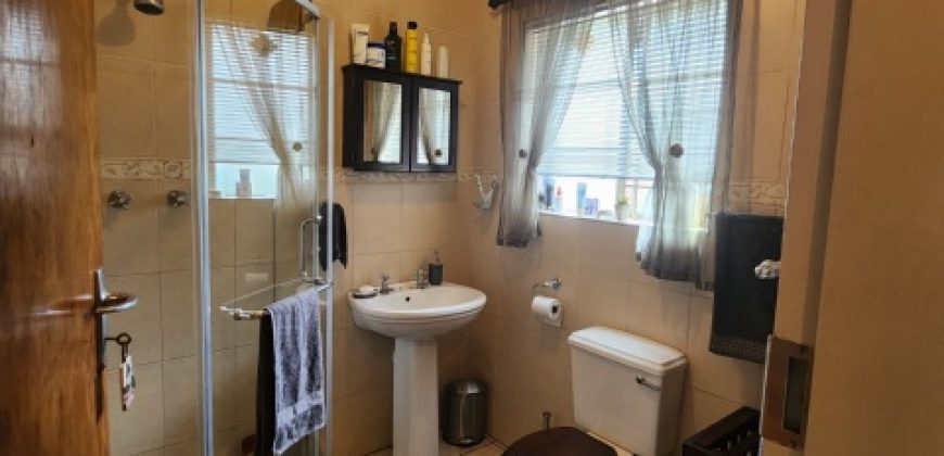 3 Bedroom House for Sale in Vaalpark