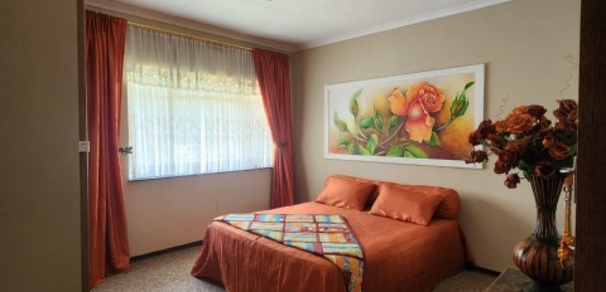 4 Bedroom House for Sale in Roodia