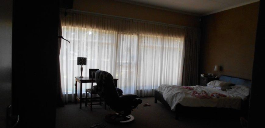 3 Bedroom House for Sale in Sasolburg Central