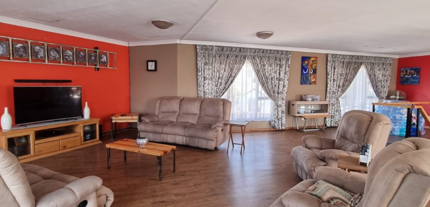 4 Bedroom House for Sale in Vaalpark