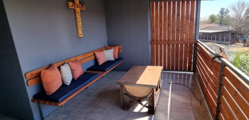 4 Bedroom House for Sale in Vaalpark