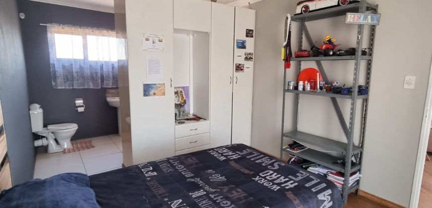 4 Bedroom House for Sale in Vaalpark
