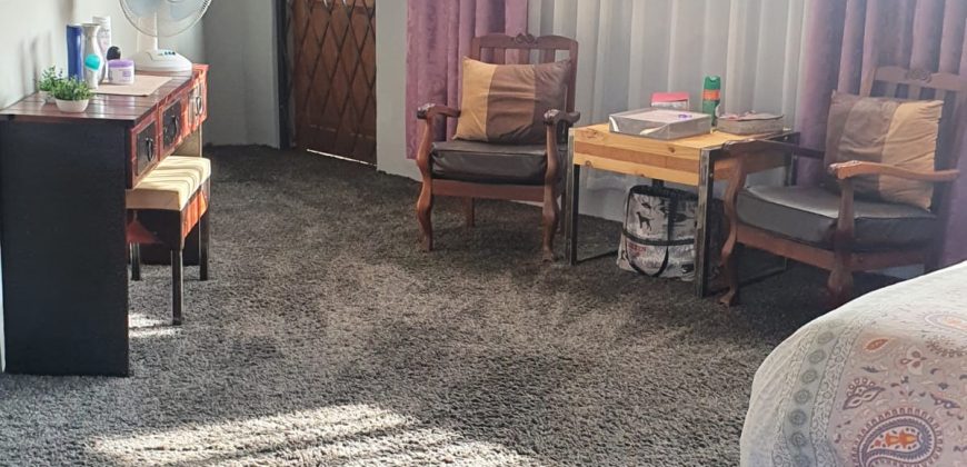 4 Bedroom House for Sale in Vaalpark