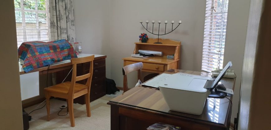 4 Bedroom House for Sale in Vaalpark