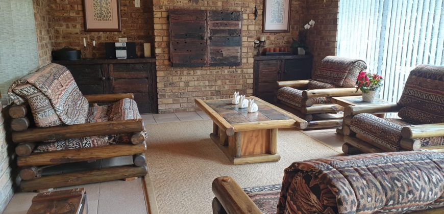 4 Bedroom House for Sale in Vaalpark