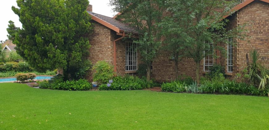 4 Bedroom House for Sale in Vaalpark