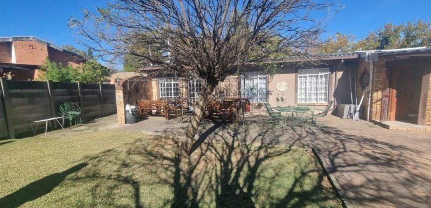 3 Bedroom House for Sale in Sasolburg Ext 4
