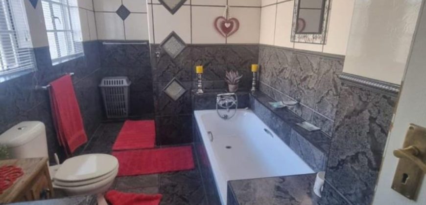 3 Bedroom House for Sale in Sasolburg Ext 4