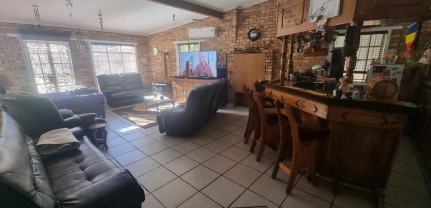 3 Bedroom House for Sale in Sasolburg Ext 4