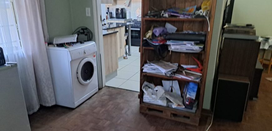 3 Bedroom House for Sale in Vaalpark