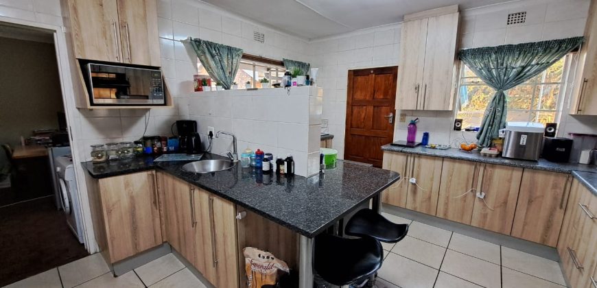 3 Bedroom House for Sale in Vaalpark
