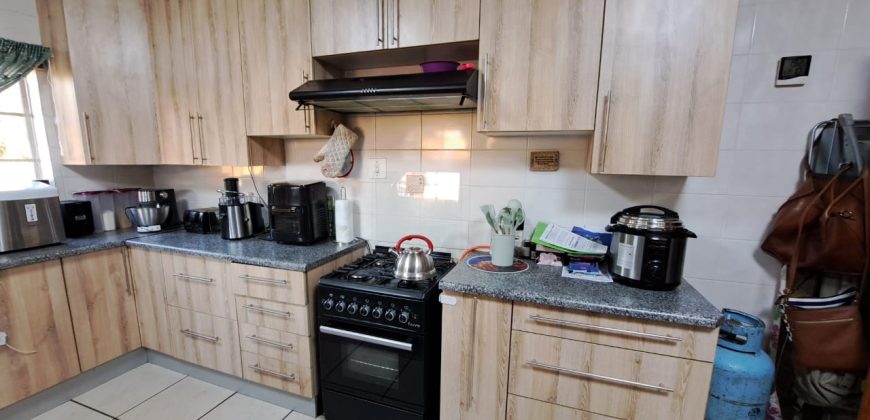 3 Bedroom House for Sale in Vaalpark