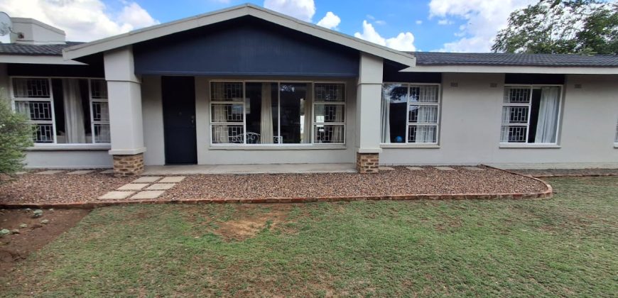 4 Bedroom House for Sale in Sasolburg Ext 4