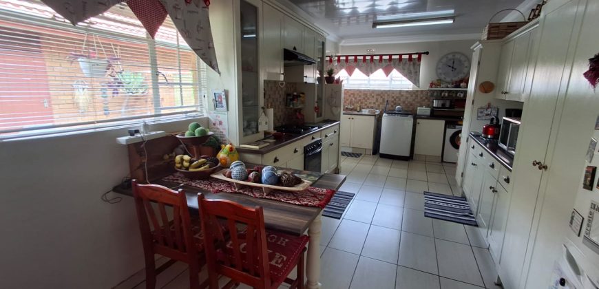 3 Bedroom House for Sale in Vaalpark