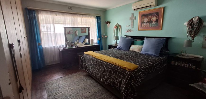 3 Bedroom House for Sale in Vaalpark