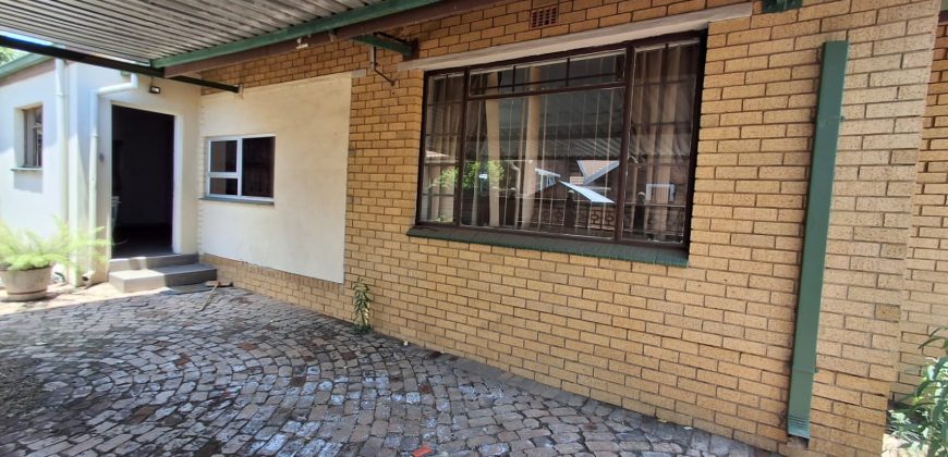 3 Bedroom House for Sale in Vaalpark