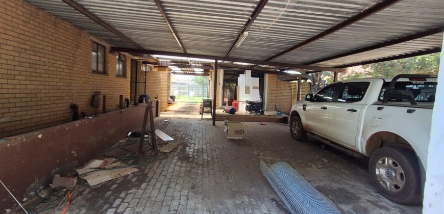 3 Bedroom House for Sale in Vaalpark