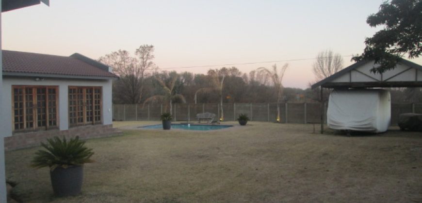 4 Bedroom House for Sale in Sasolburg Central
