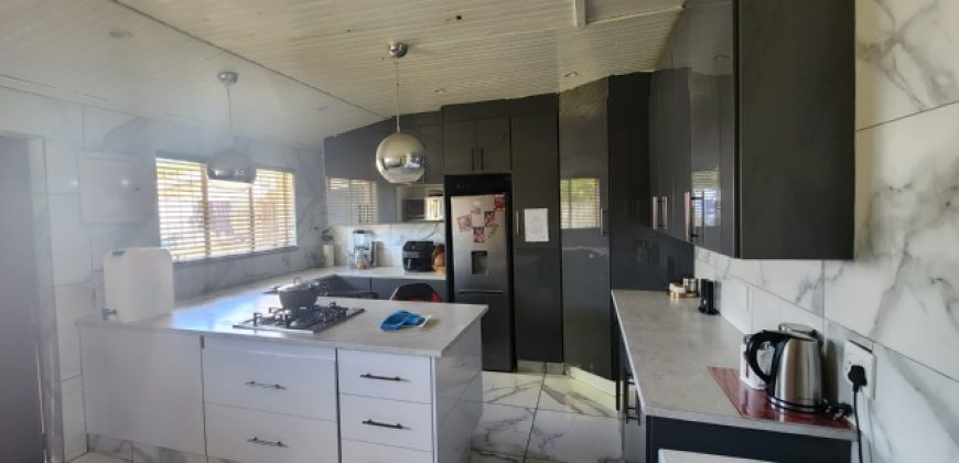 3 Bedroom House for Sale in Sasolburg Central