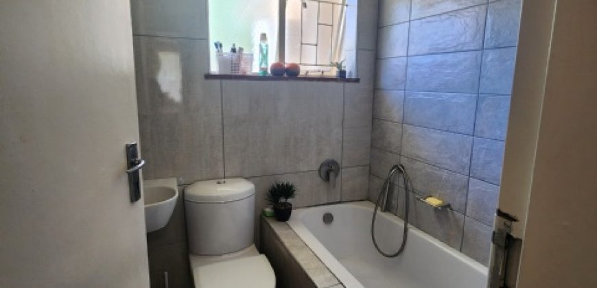 3 Bedroom House for Sale in Sasolburg Central