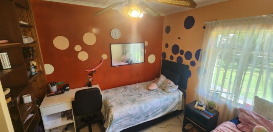 3 Bedroom House for Sale in Sasolburg Central
