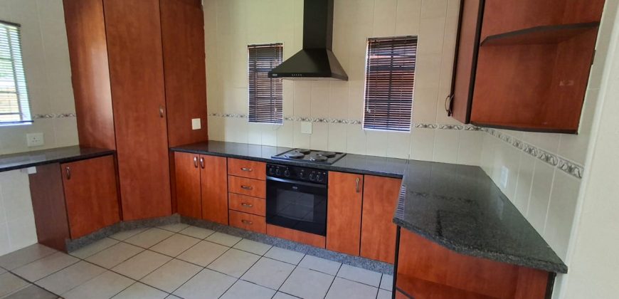 3 Bedroom Apartment / Flat for Sale in Vaalpark